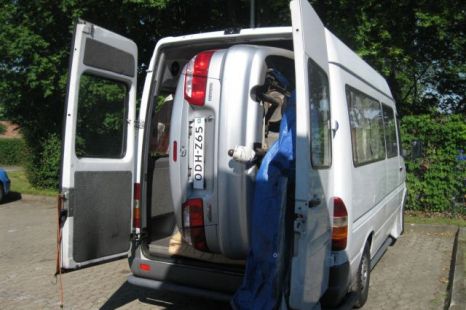 article-1308062154108-0C8DCCE300000578-252651_466x310