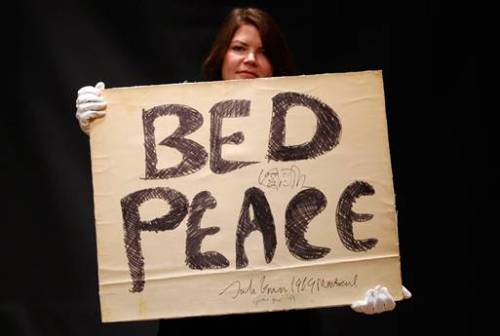 bed in for peace sign