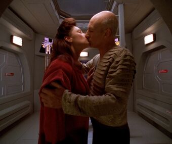 Picard_and_Daren_embrace
